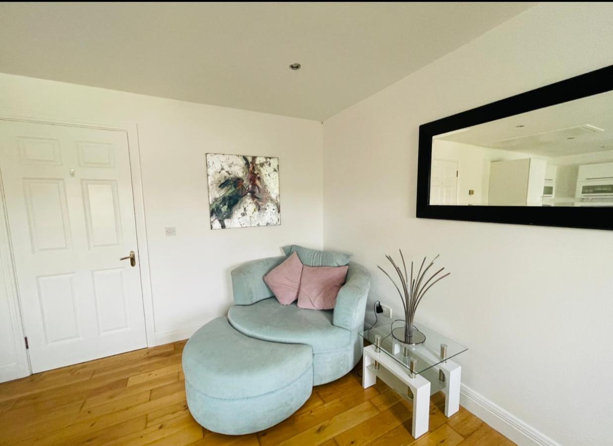 Ballina Town Centre Duplex Apartment Buitenkant foto